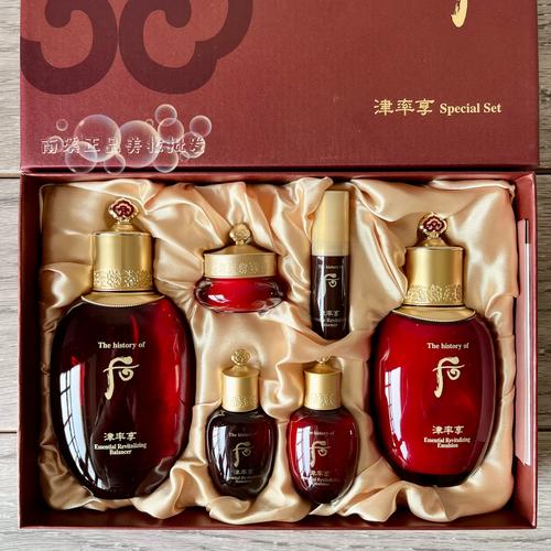 韩国WHOO后津率享红色水乳企划套装 紧致补水滋养保湿抗皱全解析